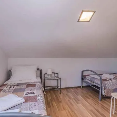 In - Insel Krk 53832 * Njivice